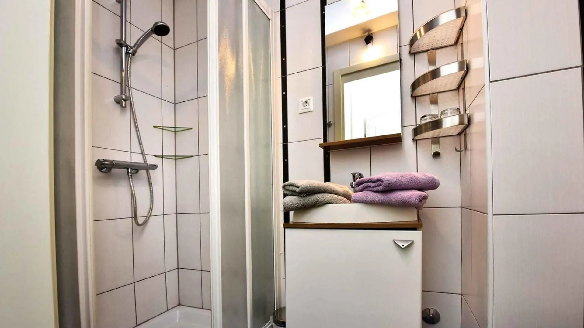 Apartments In Porec - Istrien 49855 Croatia