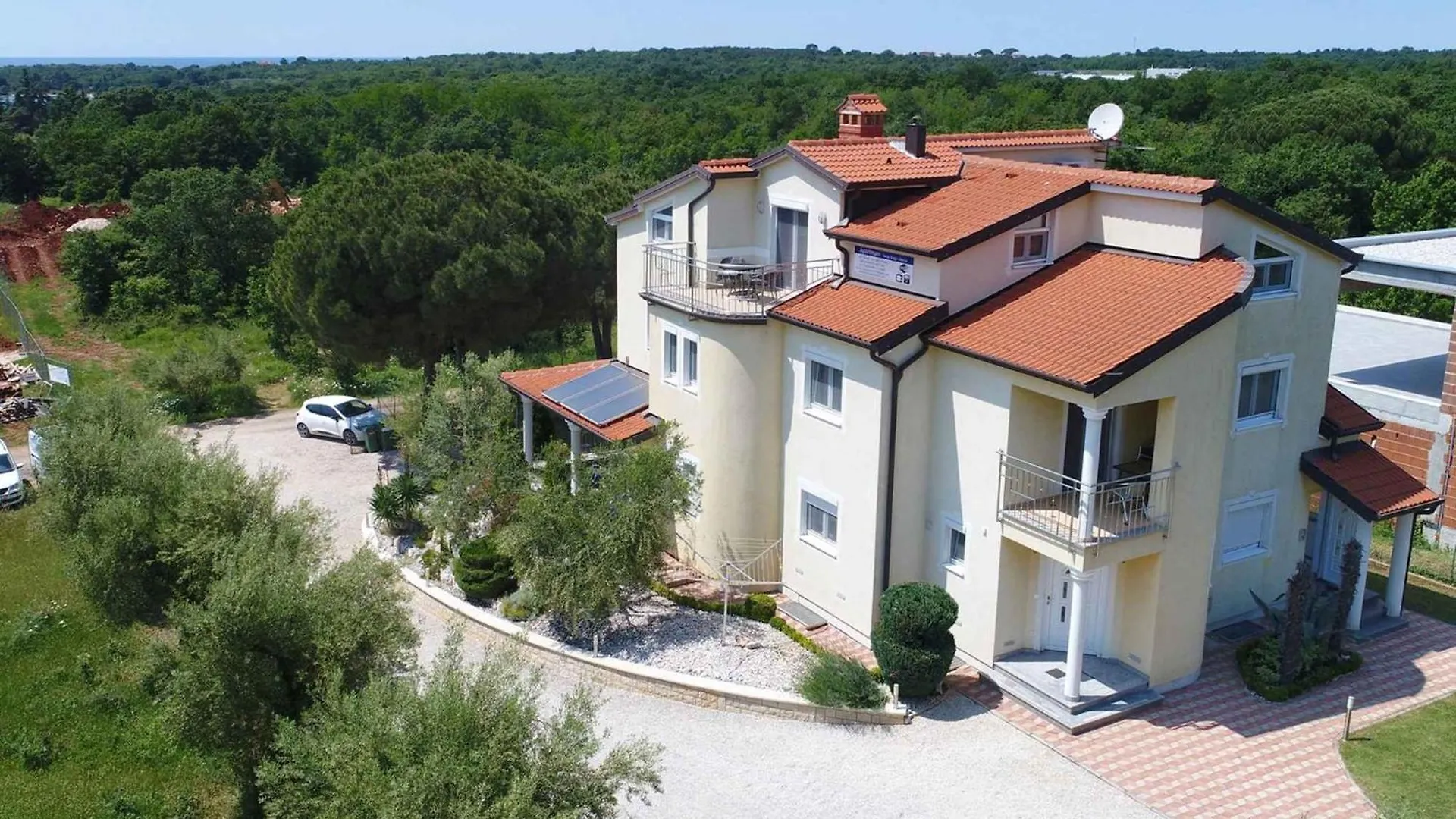 Apartments In Porec - Istrien 49855 0*,